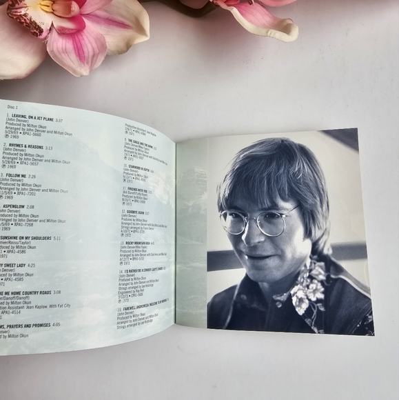 John Denver The Rocky Mountain Collection 2 Cassette Tape Boxed Set 1996 RCA Vtg - Picture 9 of 15